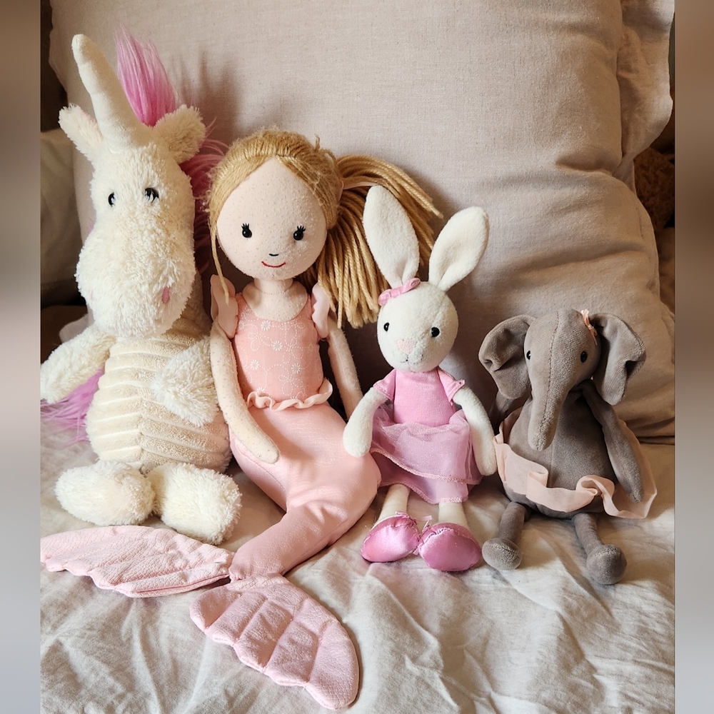 Bundle of 4 Jellycat Stuffed Animals